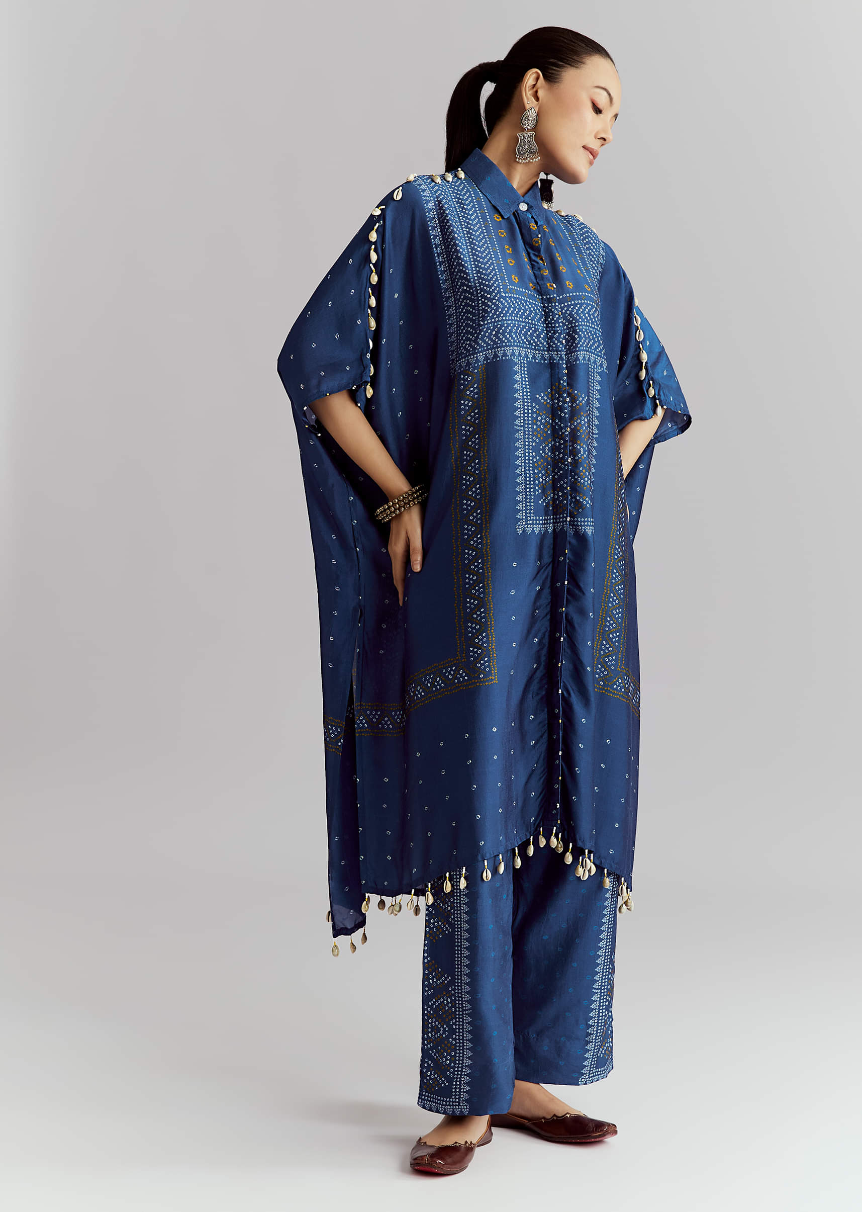 Blue Silk Kaftaan Kurta Set With Bandhani Print