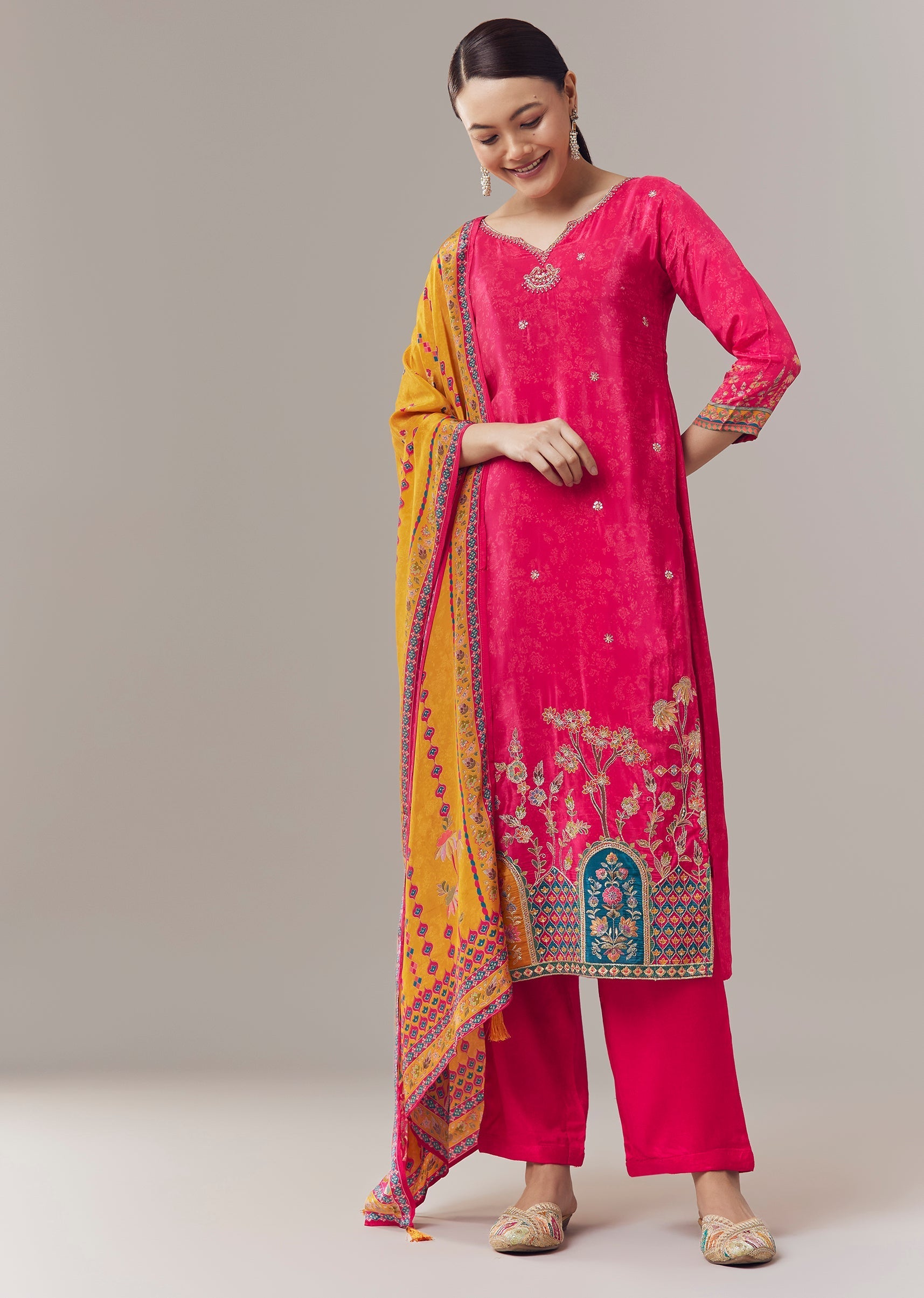 Pink Kurta Set In Floral Print With Zari Work And Dupatta