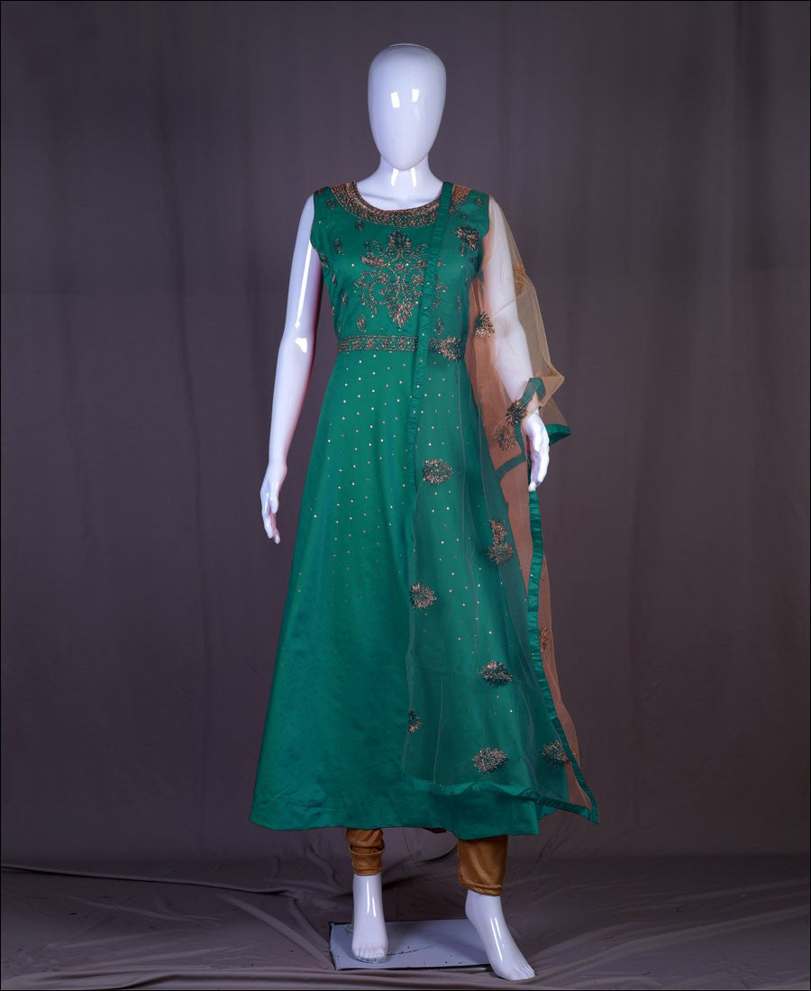 Green Coloured Cotton Zari Embroidery Work Kurti Set