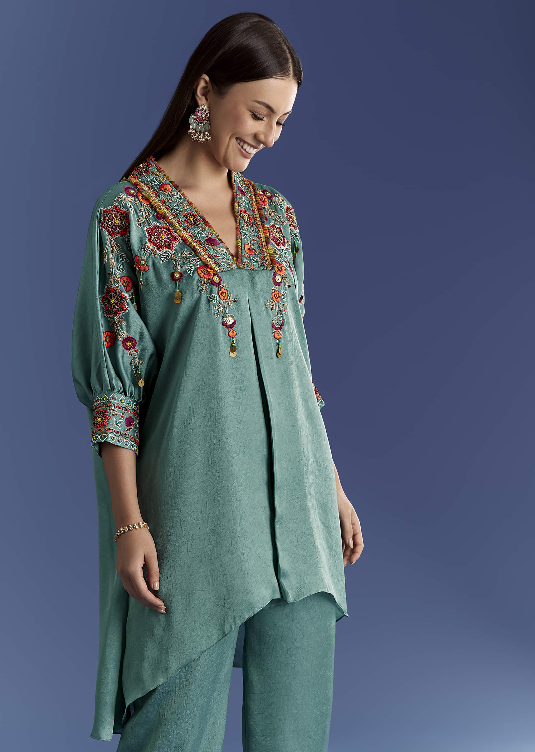 Aqua Green Crush Silk Kurta Set With Resham And Beads Work